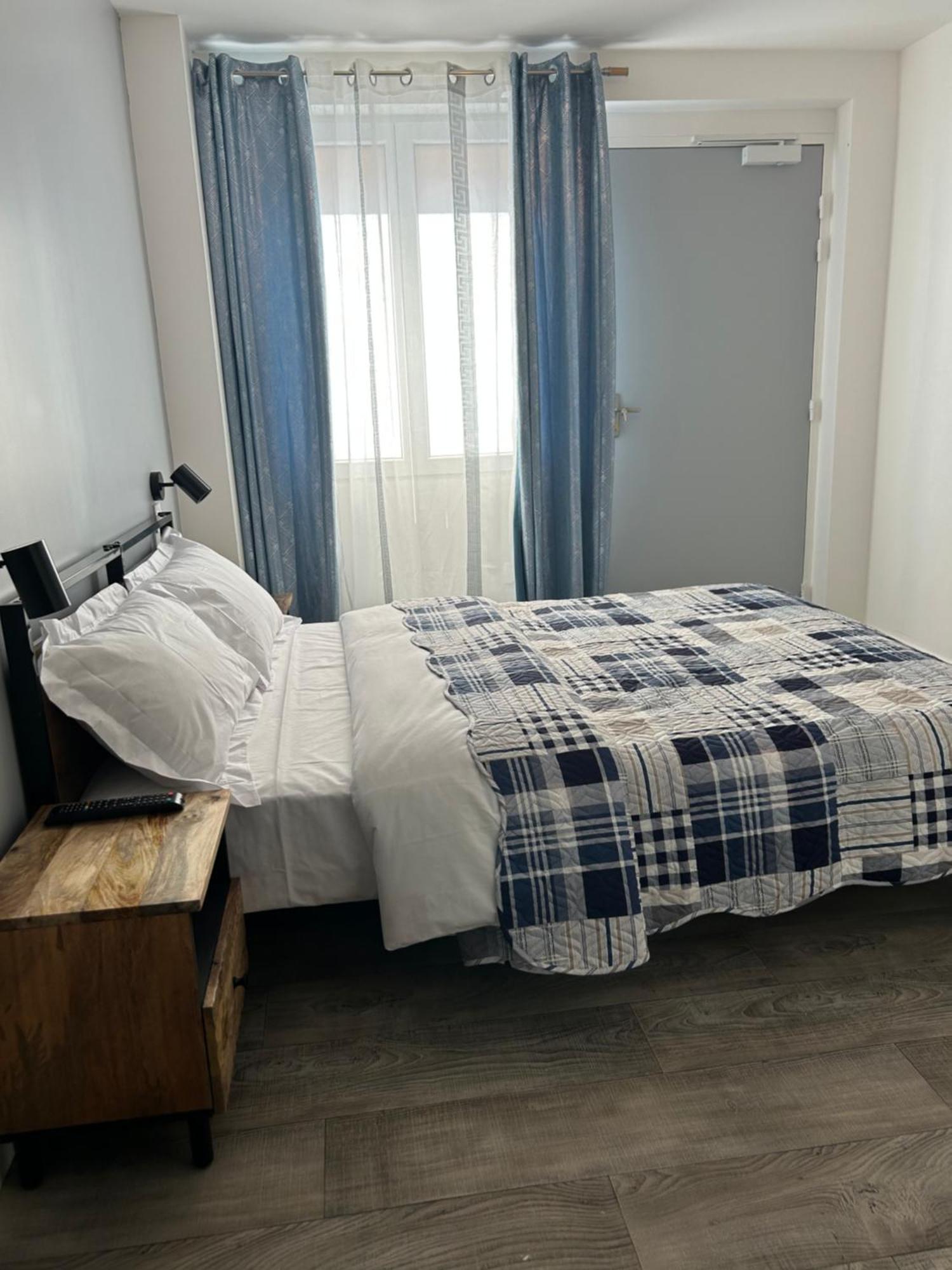 Hotel St Charles Rambouillet Dış mekan fotoğraf